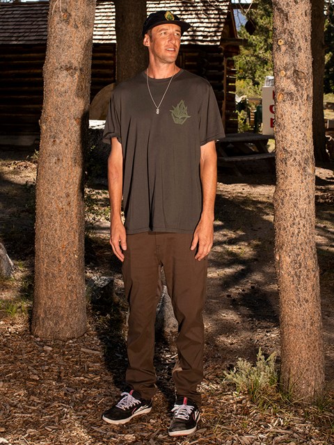 Volcom Perennial Farm To Yarn Corta Sleeve Tee Negros | QTB-794650